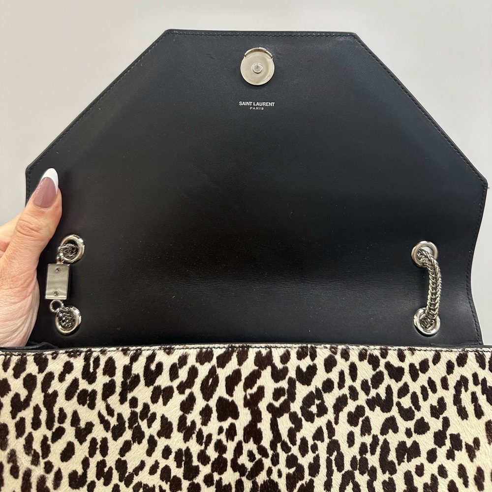Saint Laurent Betty Leopard Shoulder Bag - Picture 3 of 4